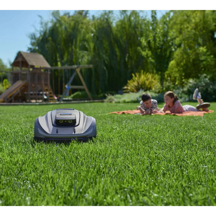 Sunseeker Elite X7 Plus- 1.5 Acre AWD Wireless Robotic Mower